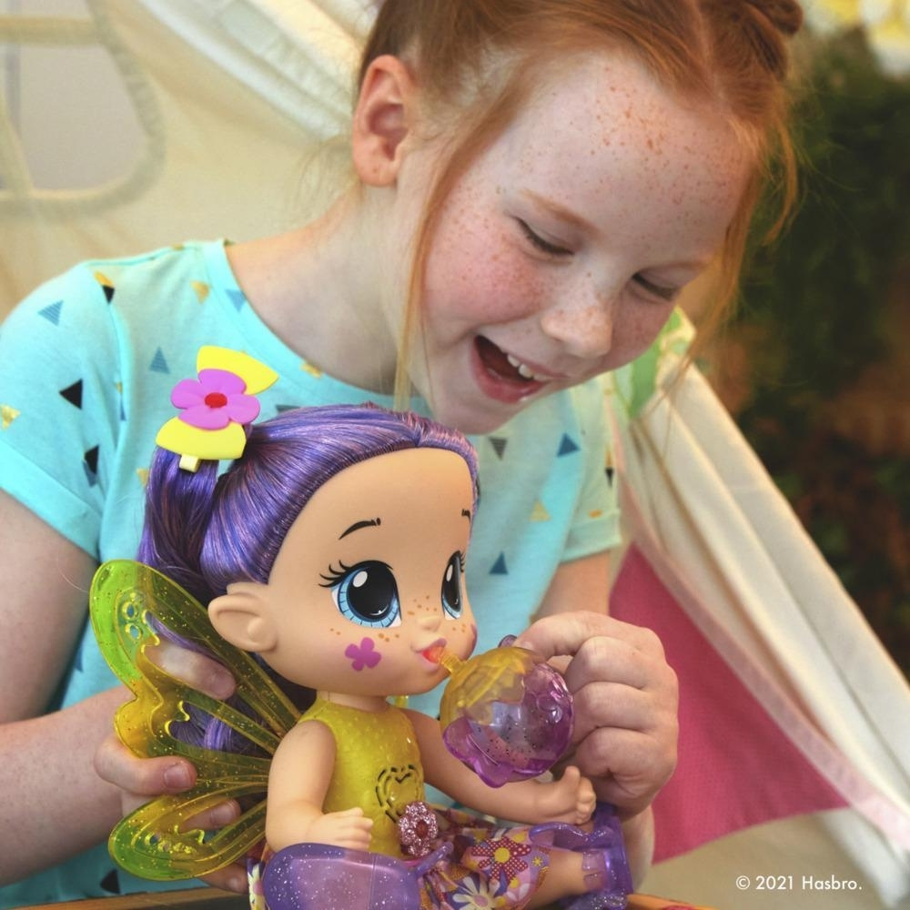 Hasbro Baby Alive Glo Pixies Sienna Sparkle